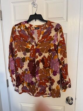 Lightweight Floral V-Neck Blouse - Multi (Women Tops)